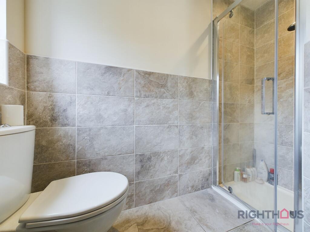 Additional image 8 of Meadow Walk Drive, Bradford, BD2