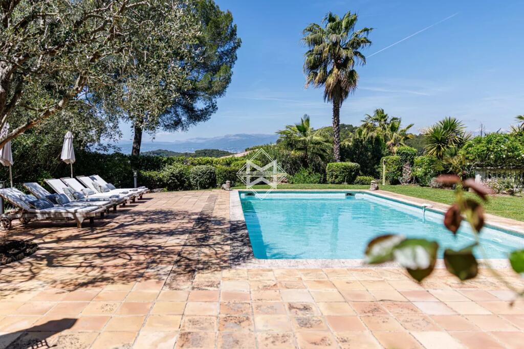 Main image of property: Provence-Alps-Cote d`Azur, Alpes-Maritimes, Cannes