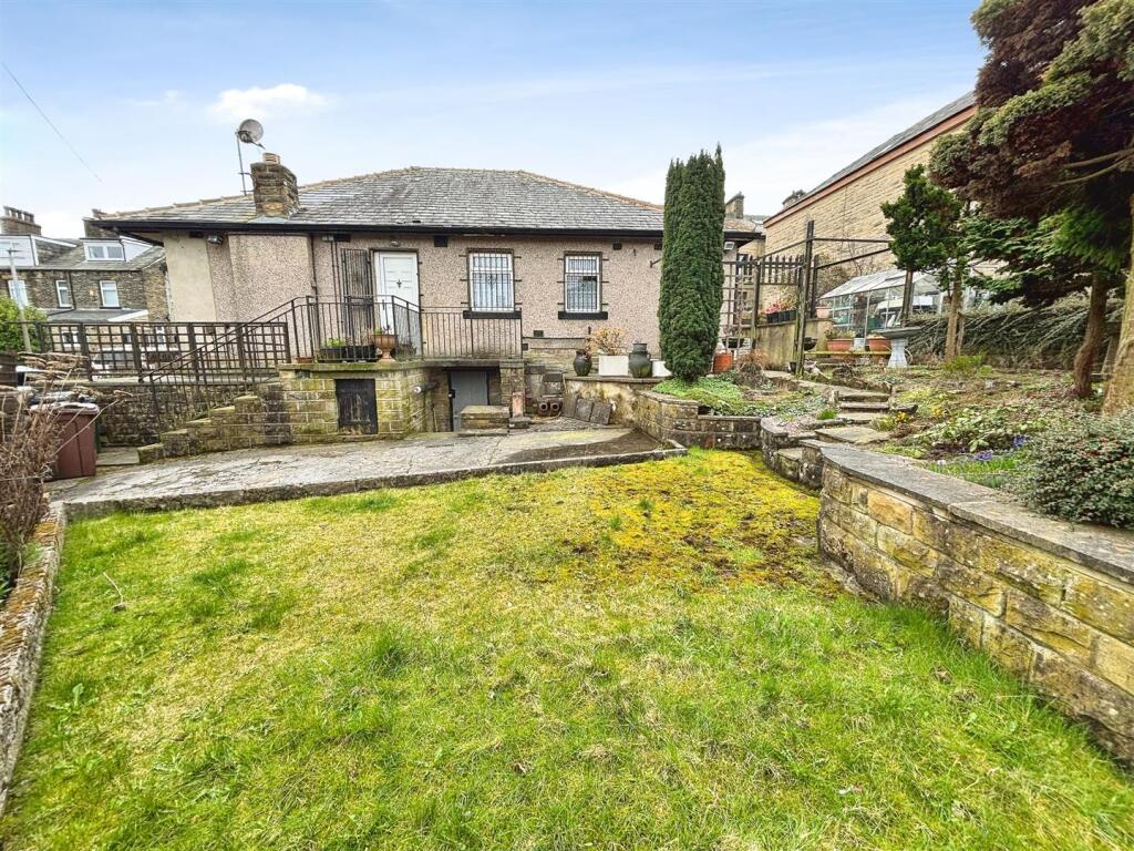 Additional image 4 of Bartle Place, Bradford, BD7 4PX