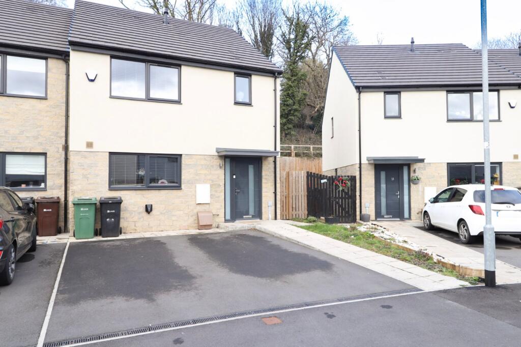 Main image of property: Park Meadow Lane, Leeds, West Yorkshire, LS12