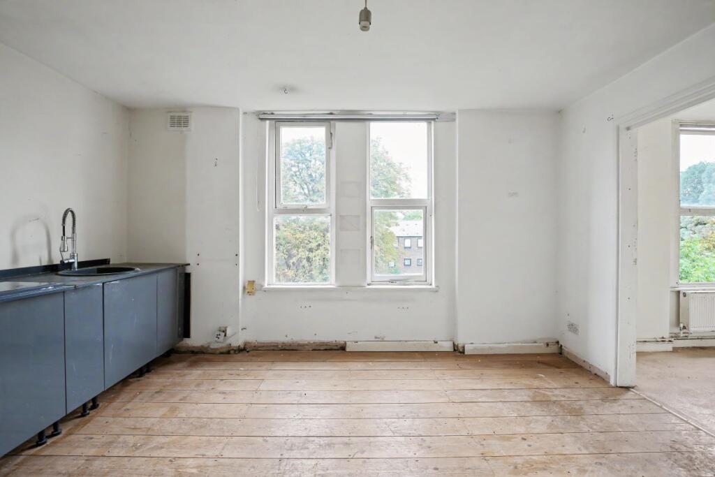 Apartment in London - View 5