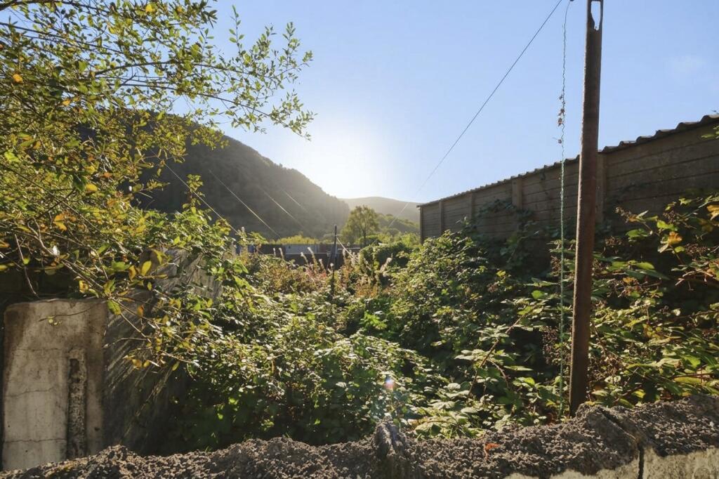 House in Cardiff, Treherbert - View 3