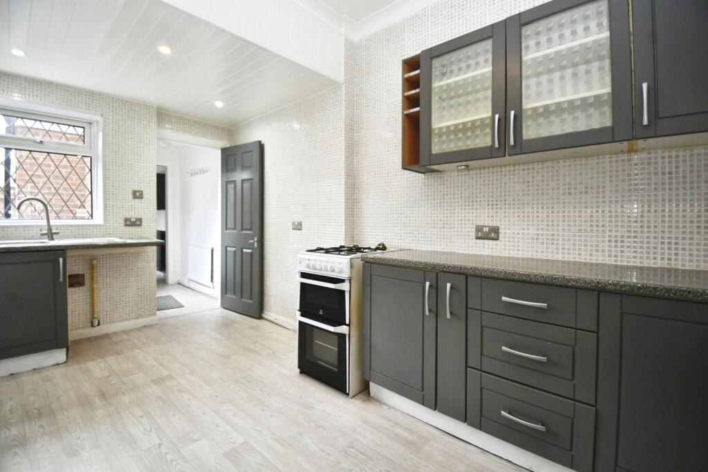 House in Hull - View 3