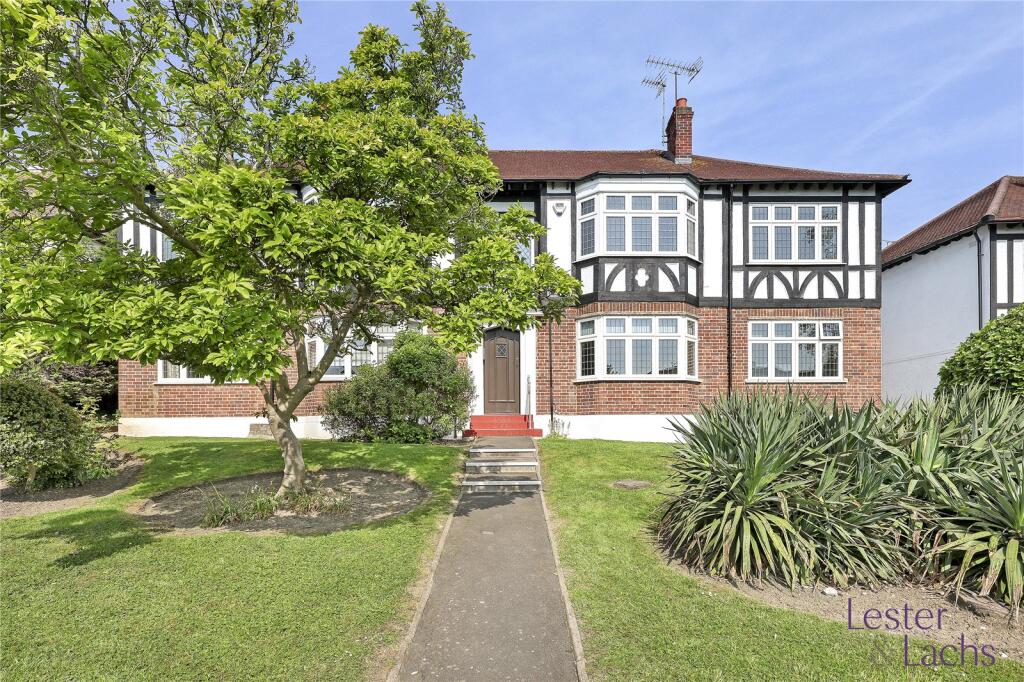 Main image of property: Grange Court, High Road, Loughton, IG10