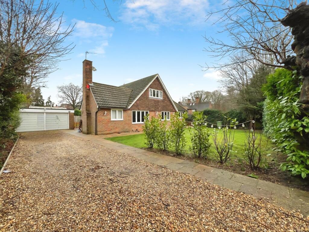 Main image of property: Lewins Road, Chalfont St Peter, SL9