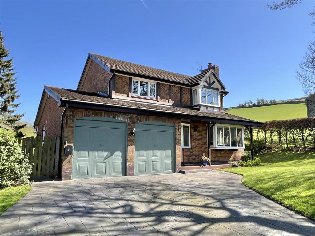 Main image of property: High bank road, Glossop