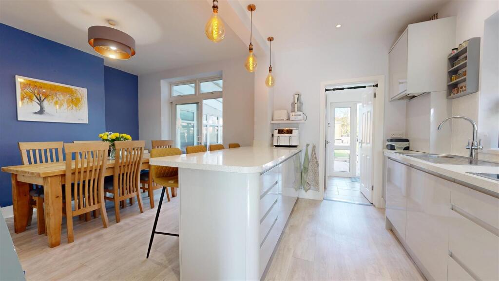 House in Wyke Regis, Southlands - View 5