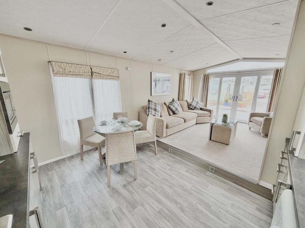 Pemberton Monterey, Venture Caravan Park, Langridge Way, Morecambe, Lancashire, LA4 4TQ photo 4