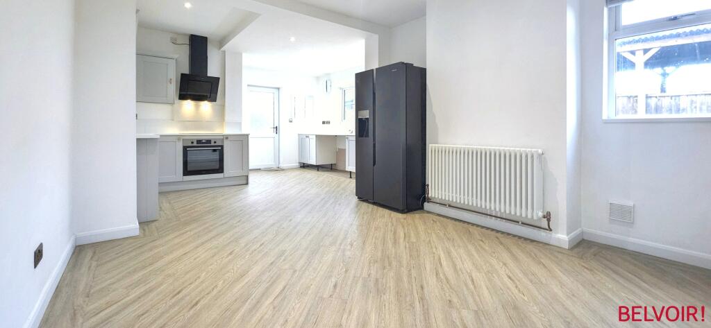 House in Tamworth, Staffordshire - View 5