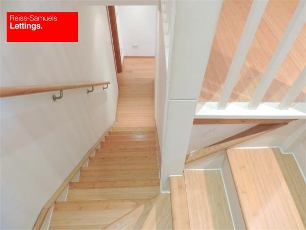 Apartment in London, Millwall, Isle of Dogs - More