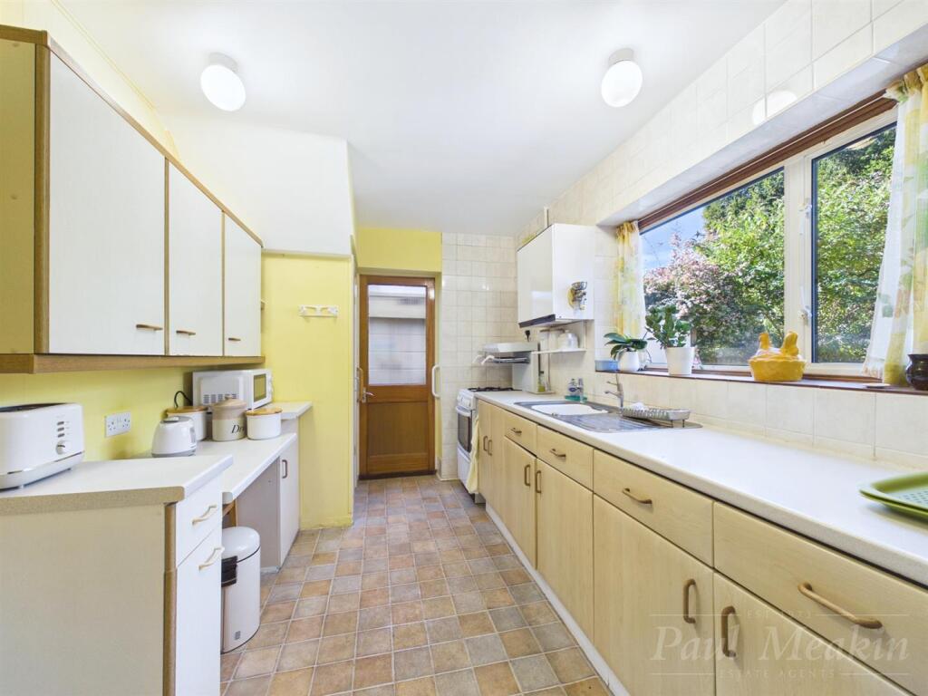 House in London - View 5