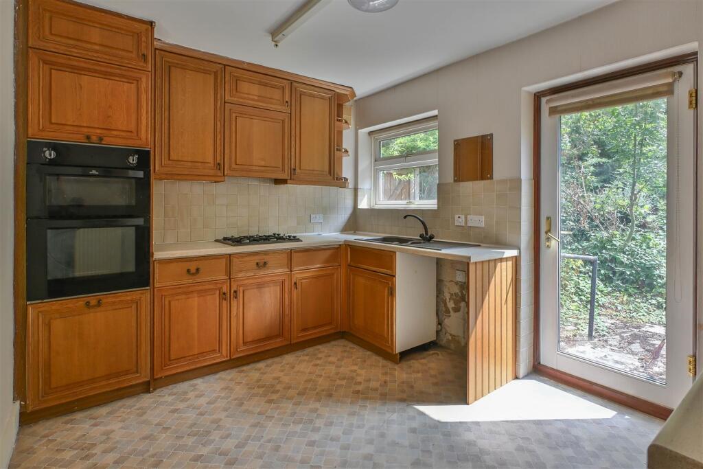 House in Brentwood, Essex - View 3