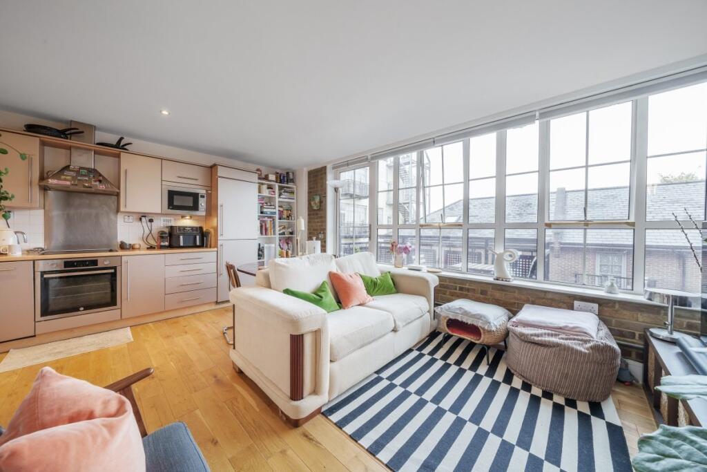 Main image of property: Peckham Grove, Peckham, London, SE15