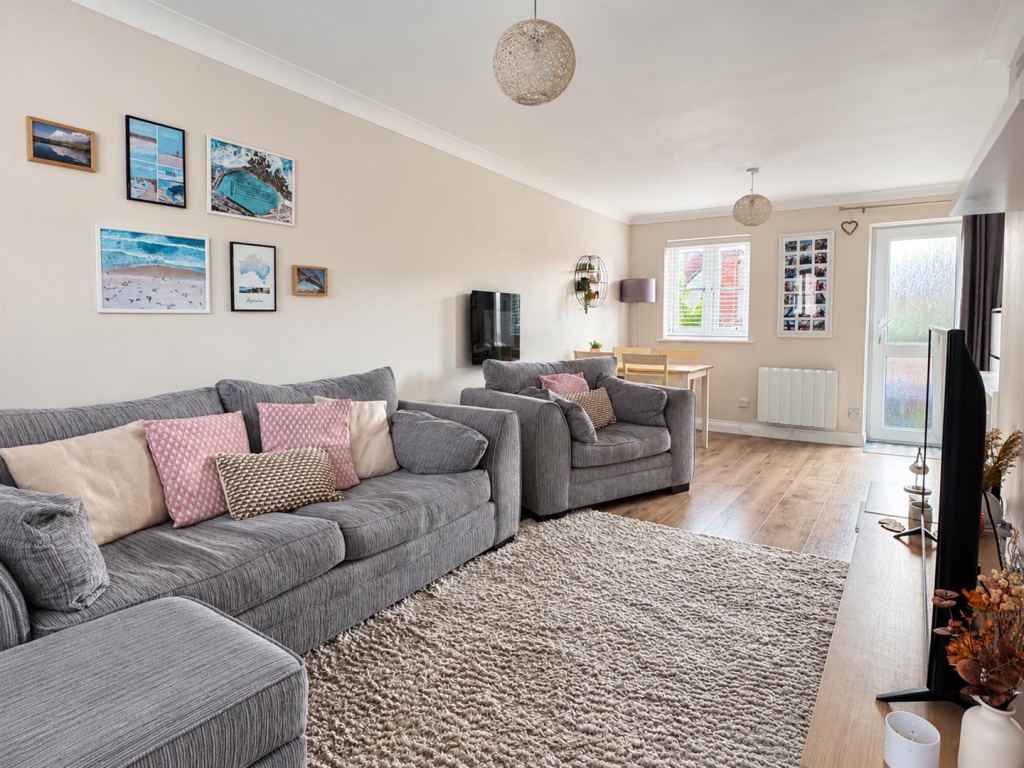 Apartment in Chelmsford - More