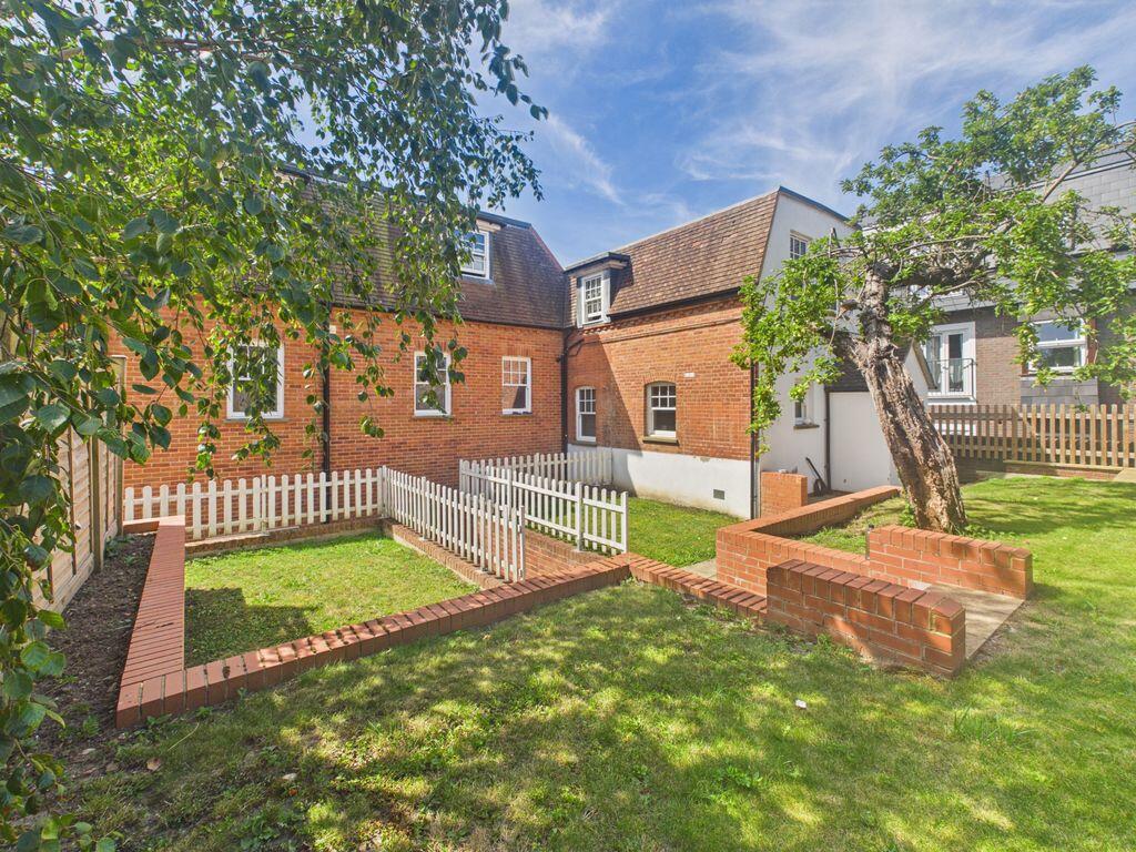 Main image of property: Lyons Crescent, Tonbridge