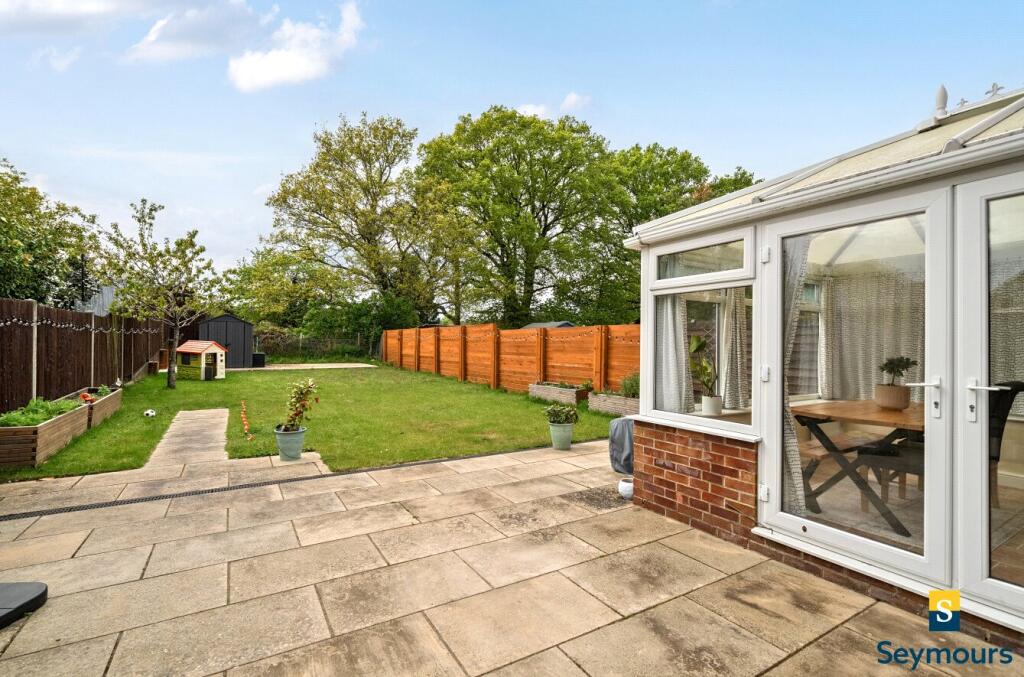 House in Guildford, Surrey - View 3