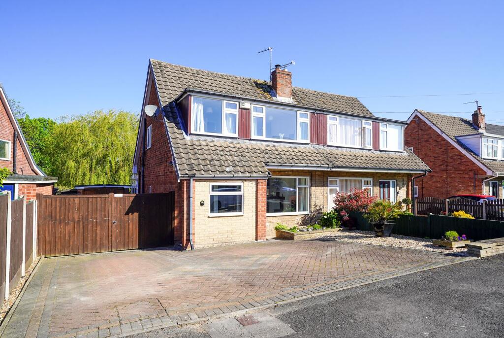 Main image of property: Northlands, Harthill, S26