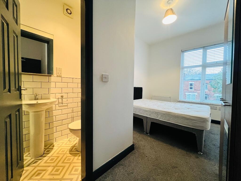 Main image of property: The Grove, Stockport, SK2 6QU