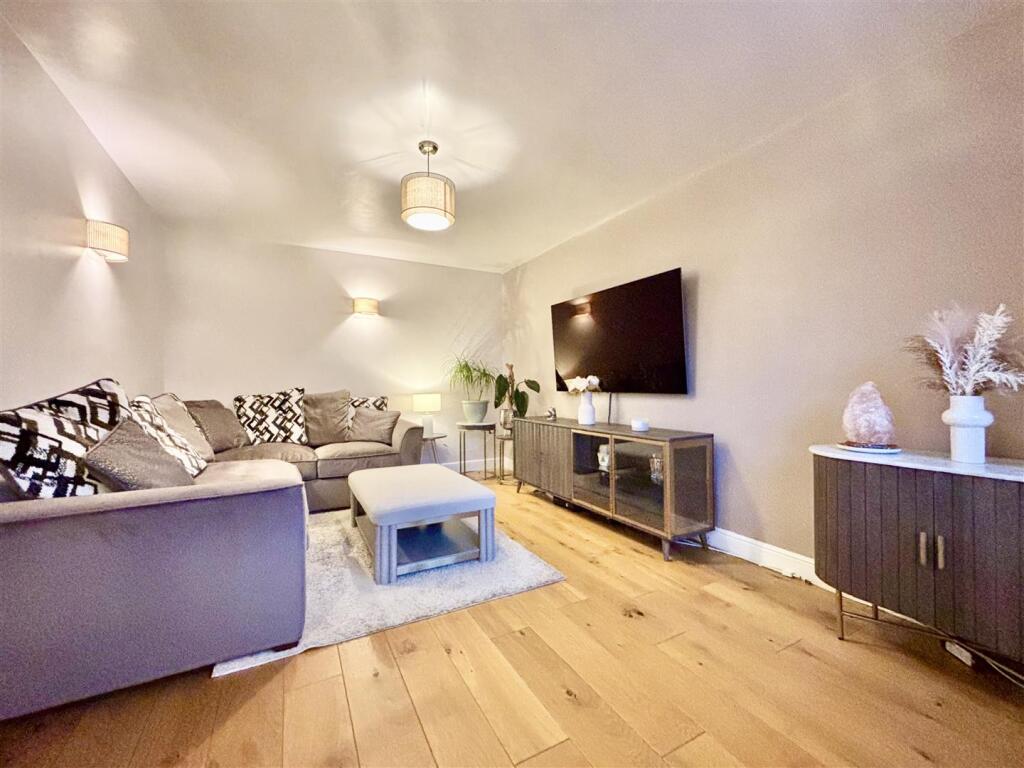 Additional image 5 of Manor Row, Low Moor, Bradford