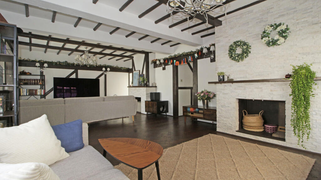 House in Dartford