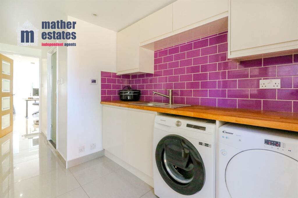 Additional image 17 of Lark Rise, Birds & Trees Area, Hatfield