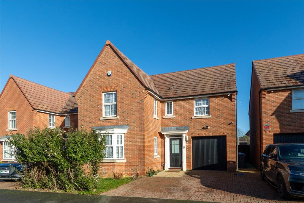 Main image of property: Clinton Avenue, Luton, Bedfordshire, LU2