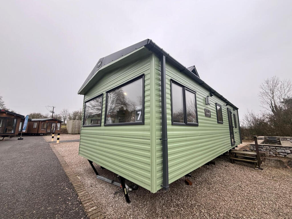 Fell End Caravan Park, Milnthorpe, Cumbria, LA7 photo 3