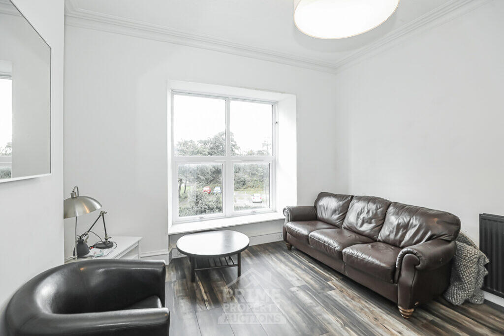 Apartment in Aberdeen - View 3