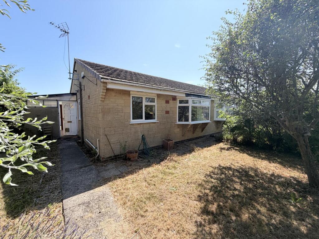 Main image of property: Arun Close, Gillingham
