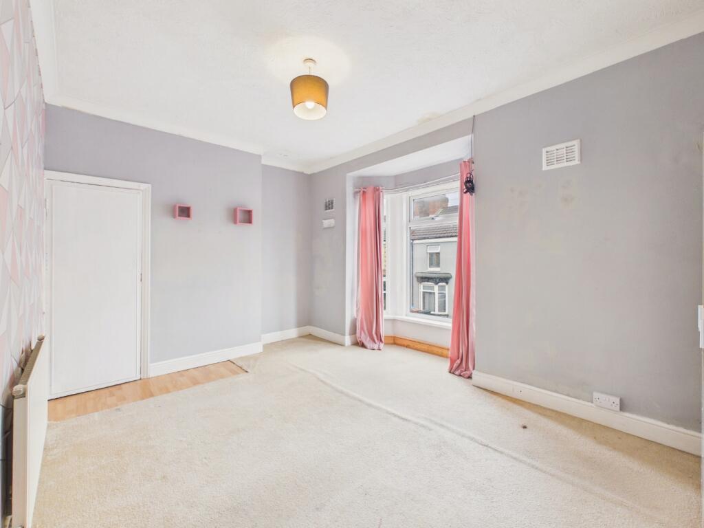 House in Hull, Kingston upon Hull - View 5