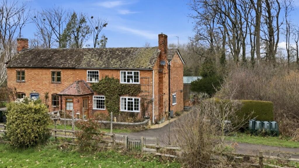 Main image of property: Lower Barrow Cottage, Suckley, Worcestershire, WR6 5EQ