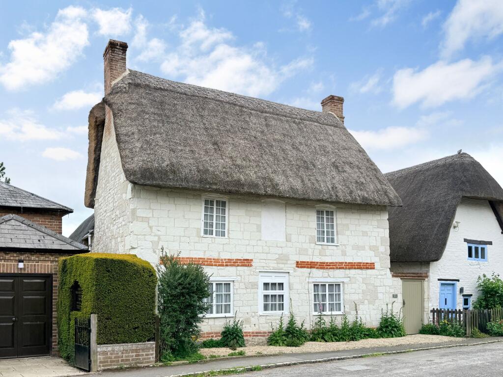 Main image of property: Chapel Lane, Uffington, SN7
