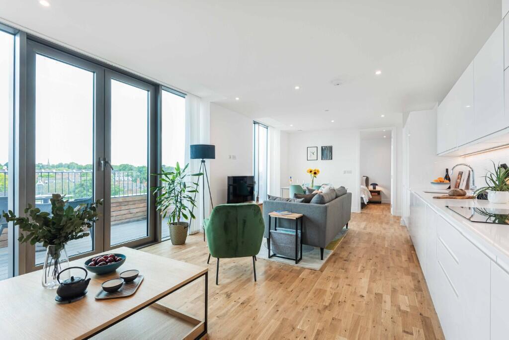 Apartment in Reading - View 2