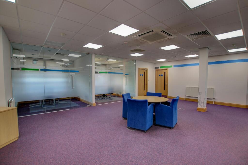 H7D_4248_49_50_Interior 2.jpg