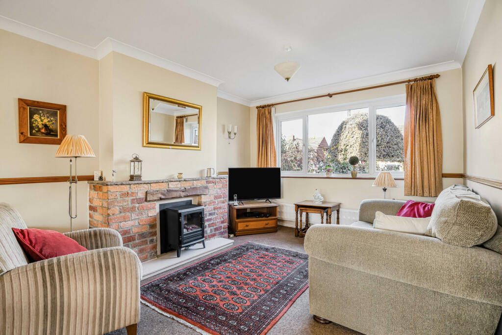 3 bed detached - Oxford Lane, Grove, Wantage, OX12 image 5