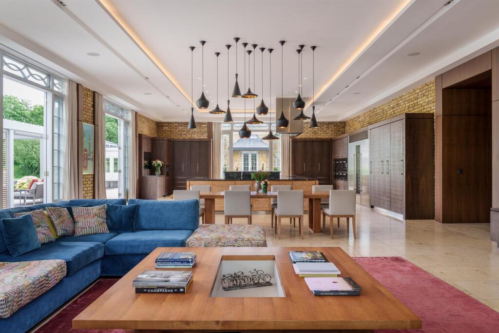 House in Douglas - View 3