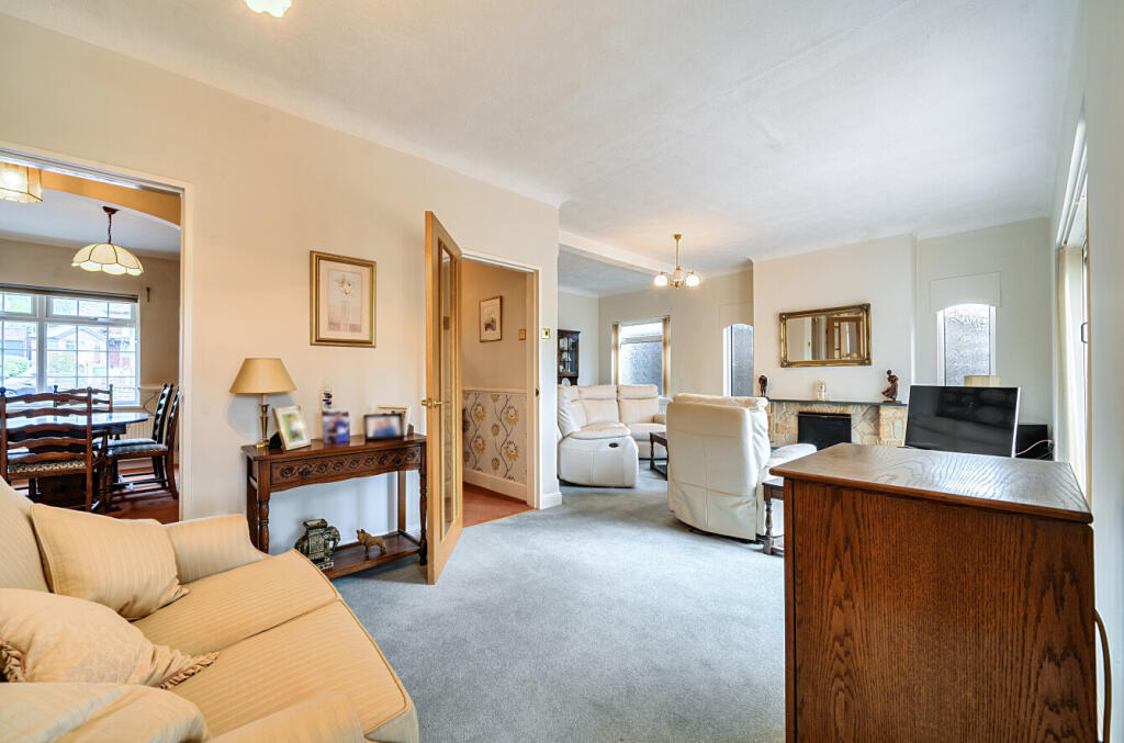 House in Watford, North Watford - More