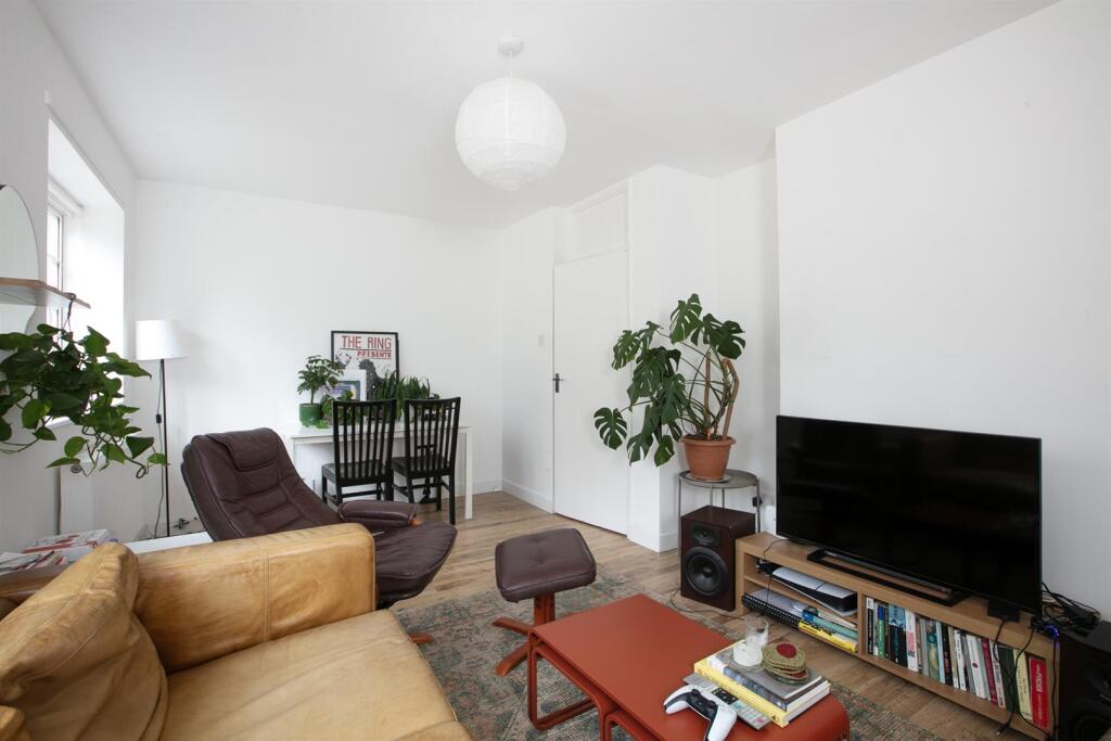 Apartment in London, Denmark Hill, Camberwell - More
