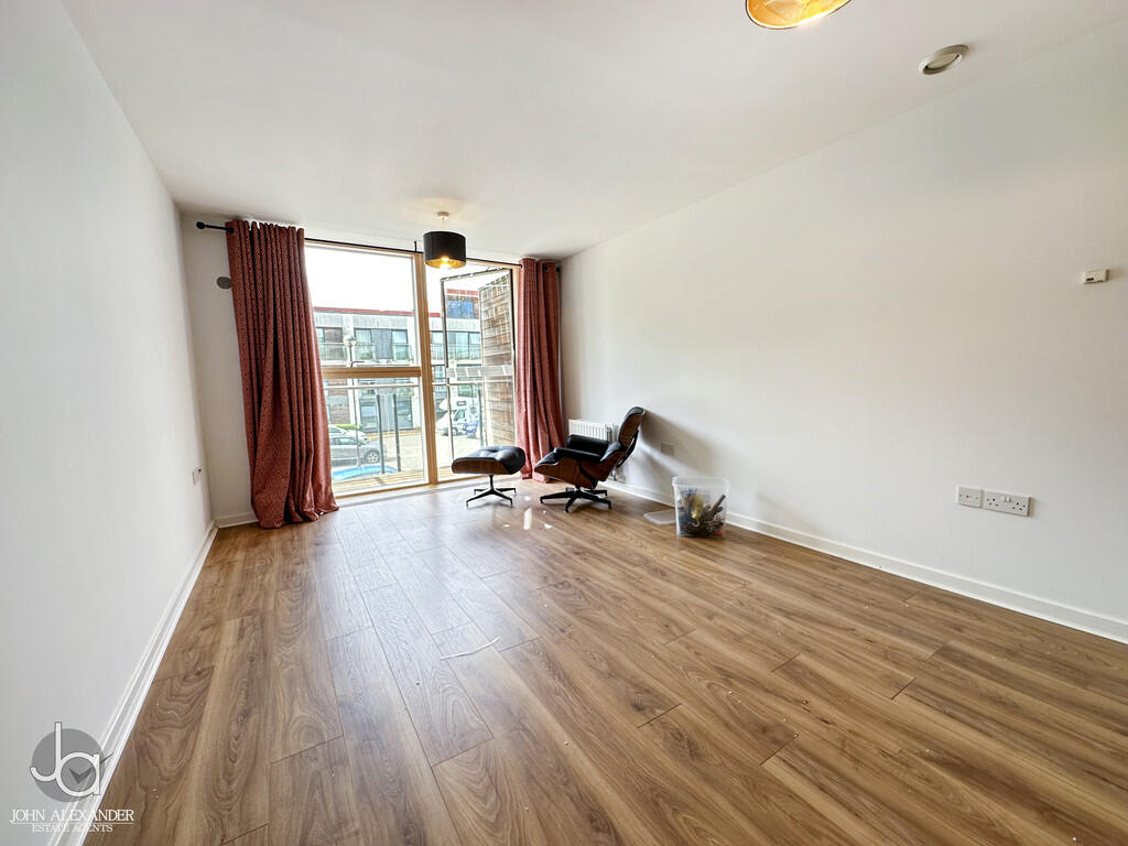 Apartment in Colchester, Essex - View 5