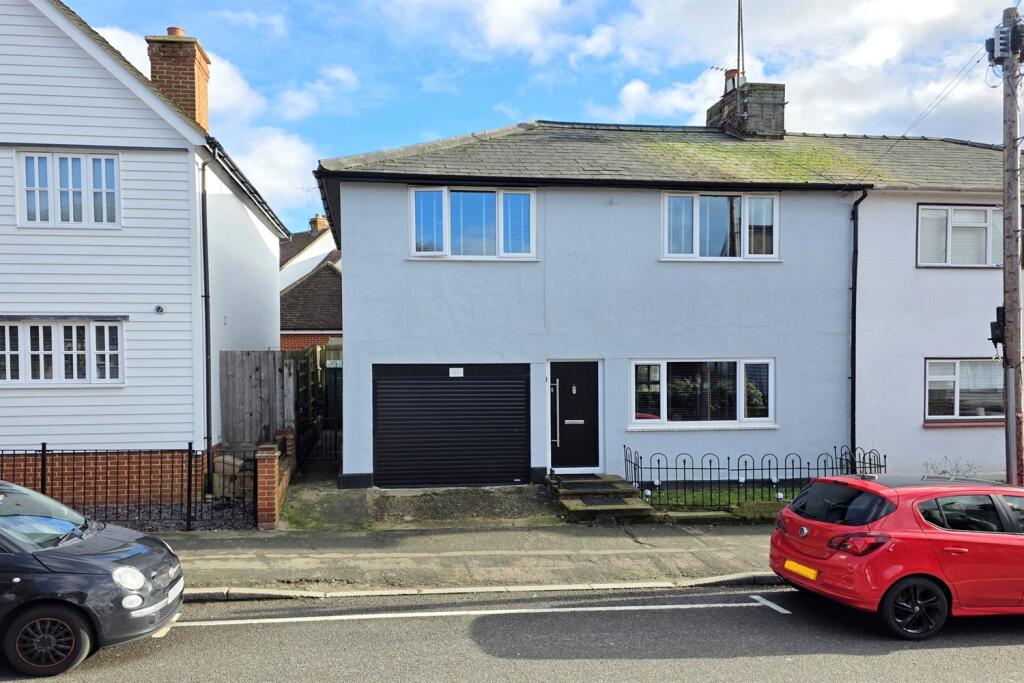 Main image of property: Church Street, Braintree, CM7