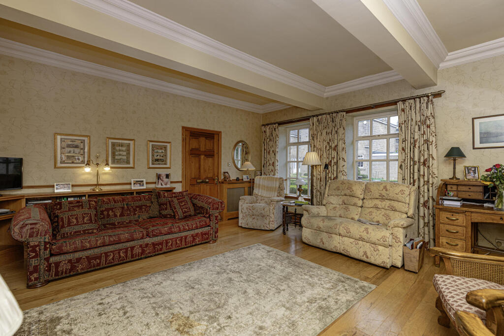 House in Wakefield - View 4
