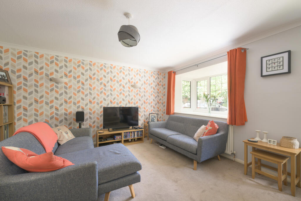 Charlotte Way, Marlow, SL7 photo 4