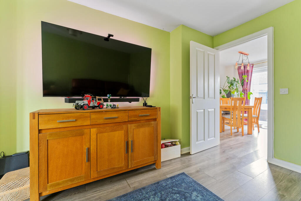 House in Carfin, Jerviston, Ravenscraig - More