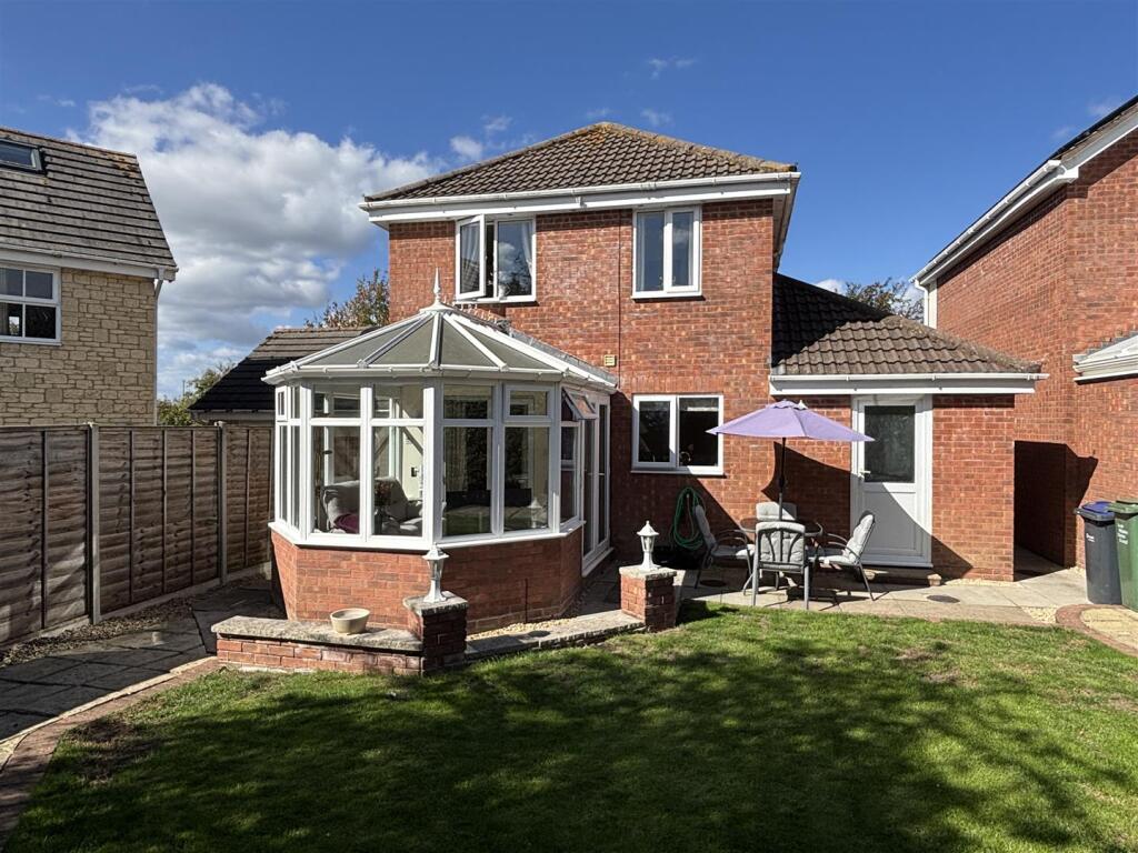 House in Swindon - View 2