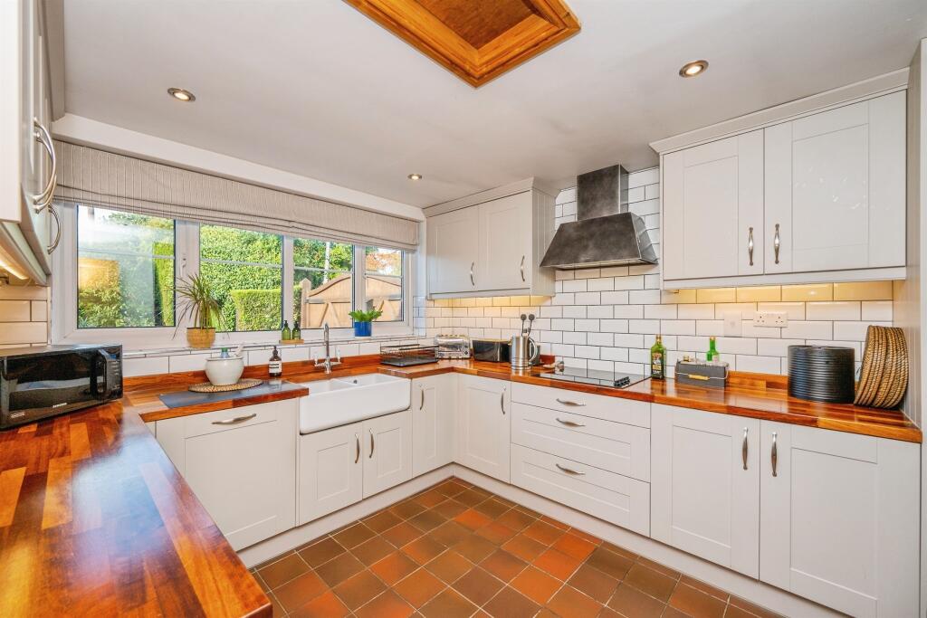 House in South Derbyshire, Foston and Scropton CP - More