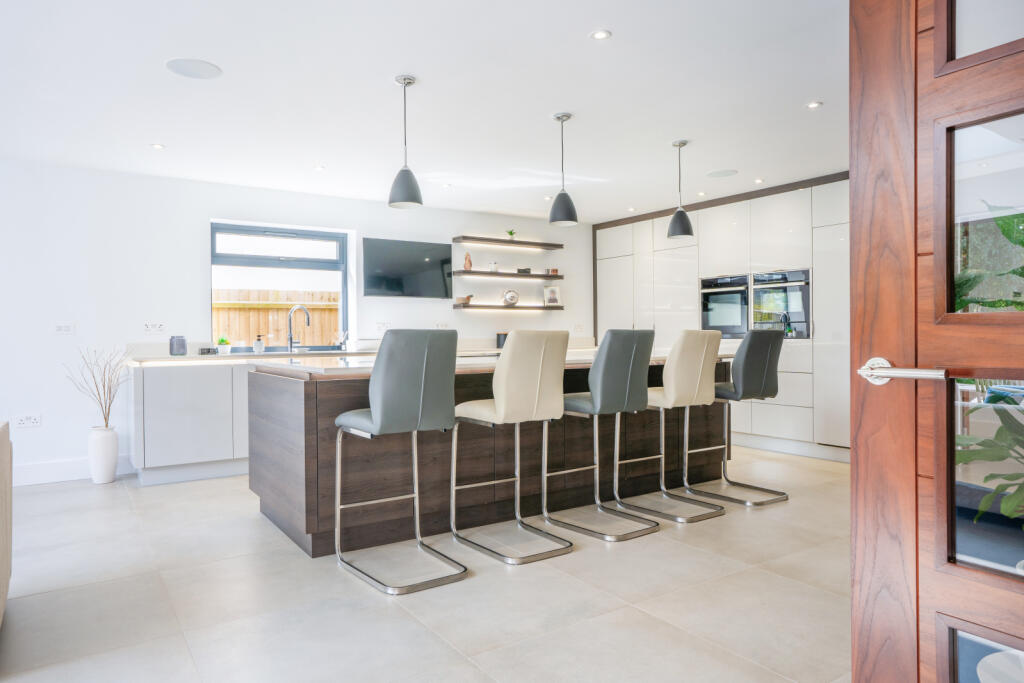 Additional image 10 of Pearce Avenue, Lilliput, Poole, Dorset, BH14