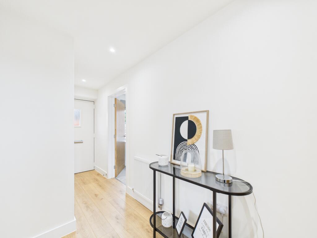 18 Olive Grove, Chaddesden photo 2