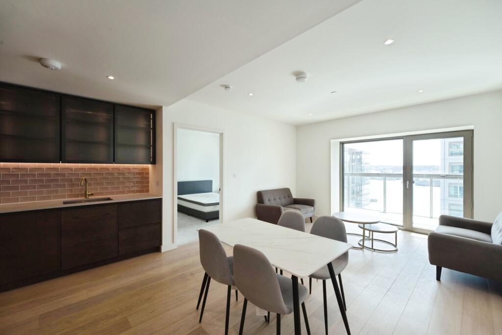 Apartment in London - View 5