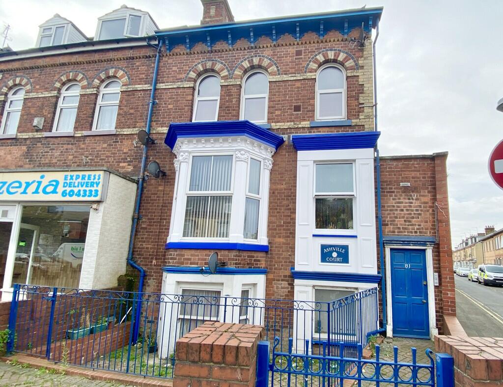1-bed flat on Quay Road, Bridlington, £70,000