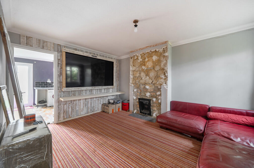 House in Long Buckby - View 2